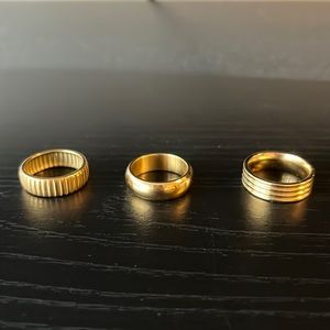 3 stackable gold rings